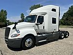 2022 International LT625