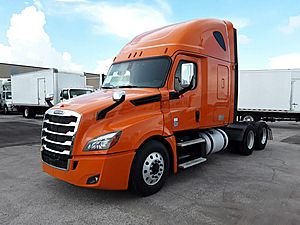 2019 Freightliner Cascadia - Sleeper Truck