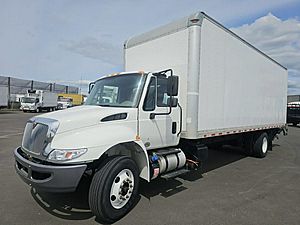 2018 International DuraStar 4300 - Box Van