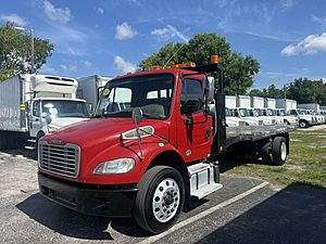 2018 Freightliner M2 106 - Box Van