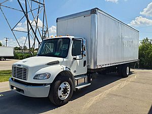 2018 Freightliner M2 106 - Box Van