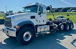 2026 Mack Granite GR64F - Roll-Off