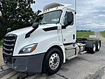 2021 Freightliner Cascadia 126