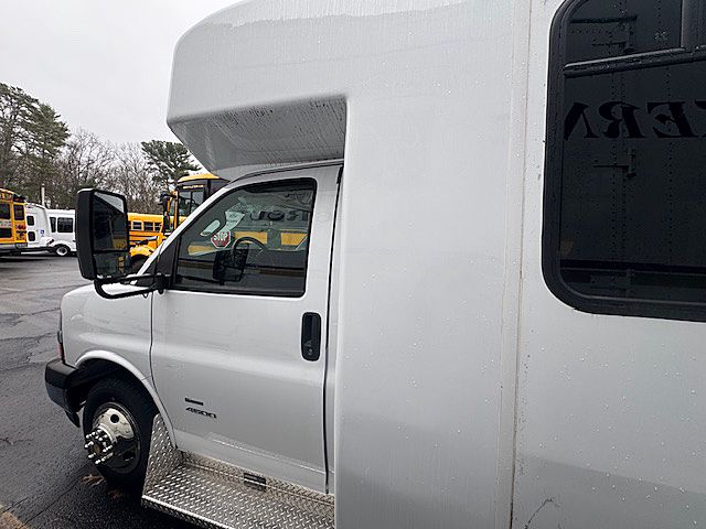 2024 DIAMOND COACH VIP 2200