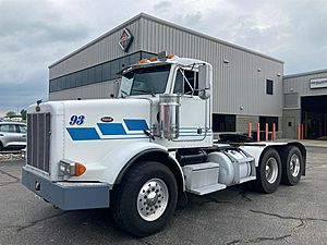 1993 Peterbilt 357 - Day Cab