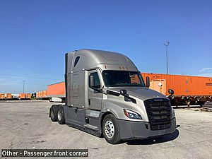 2023 Freightliner Cascadia 126 - Sleeper Truck