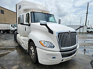 2020 International LT625 - Sleeper Truck