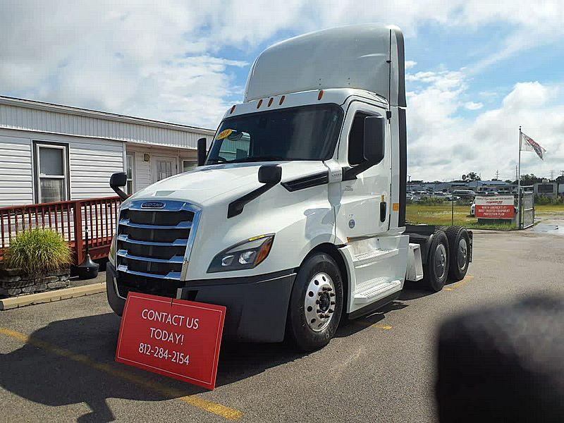 2019 Freightliner NEW CASCADIA PX12664