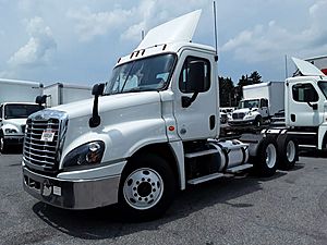 2018 Freightliner Cascadia 125 - Day Cab