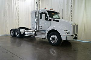 2026 Kenworth T880 - Day Cab