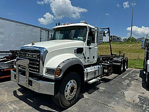 2025 Mack Granite GR64F
