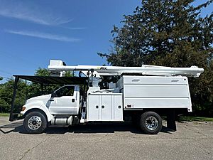 2015 Ford F-750 - Bucket Truck 2015 Ford F-750 - Bucket Truck