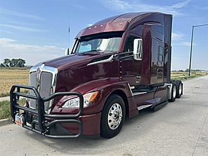 2023 Kenworth T680 - Sleeper Truck 2023 Kenworth T680 - Sleeper Truck