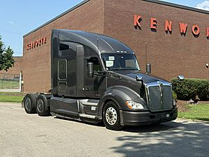 2021 Kenworth T680 - Sleeper Truck