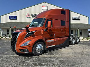2026 Volvo VNL 860 - Sleeper Truck