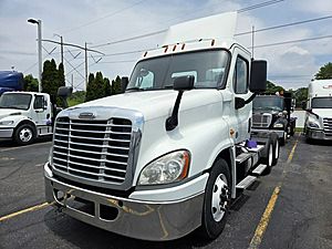 2018 Freightliner Cascadia 125
