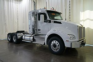2026 Kenworth T880 - Day Cab