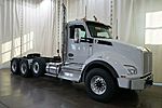 2026 Kenworth T880