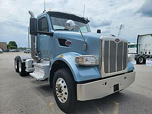 2022 Peterbilt 567 - Day Cab