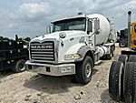 2015 Mack Granite