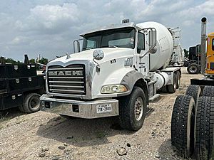 2015 Mack Granite - Mixer