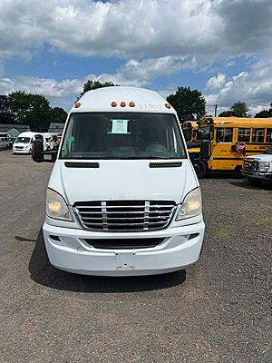 2013 Mauck Shuttle - Commercial Bus