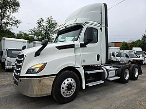 2020 Freightliner Cascadia - Day Cab