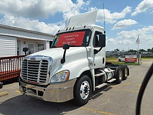 2018 Freightliner Cascadia 125 - Day Cab