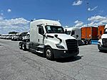 2021 Freightliner Cascadia 126
