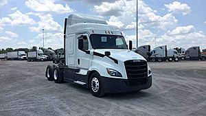 2020 Freightliner Cascadia 126