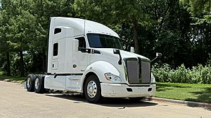 2020 Kenworth T680 - Sleeper Truck
