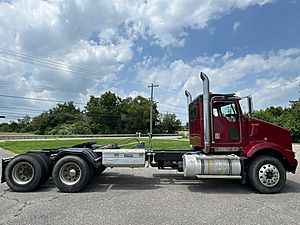1998 Kenworth T800 - Daycab