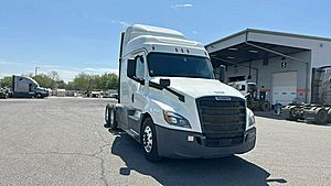 2020 Freightliner Cascadia 126