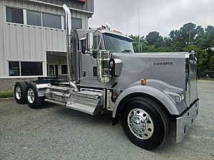 2026 Kenworth W900L - Day Cab