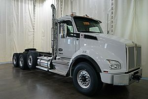 2026 Kenworth T880 - Day Cab