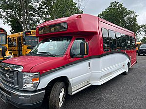2013 Turtletop Odyssey - Commercial Bus