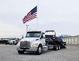 2025 Peterbilt 548