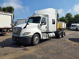 2019 International LT625 - Sleeper Truck