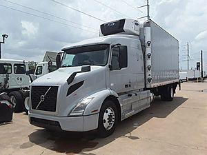 2020 Volvo VNR42-640 - Refrigerated Van