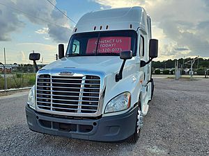 2020 Freightliner Cascadia 125 - Sleeper Truck