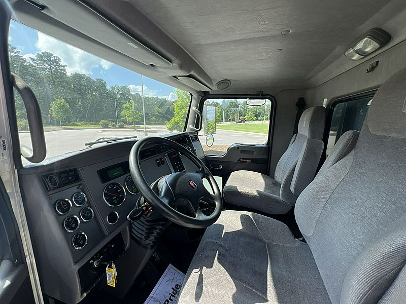 2019 Kenworth T270