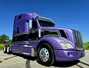 2021 Peterbilt 579 - Sleeper Truck