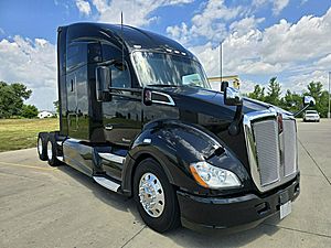 2021 Kenworth T680 - Sleeper Truck