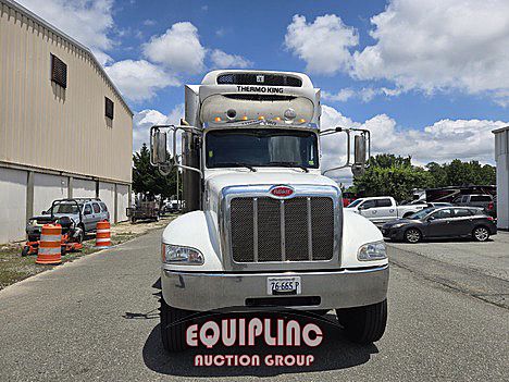 2019 Peterbilt 348