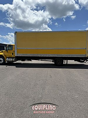 2013 International DuraStar 4300 - Box Van
