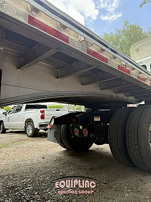 2016 MAC FLATBED TRAILER