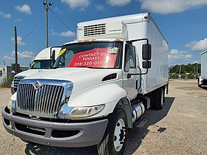 2018 International DuraStar 4300 - Refrigerated Van