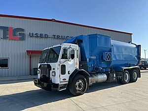 2021 Peterbilt 520 - Day Cab