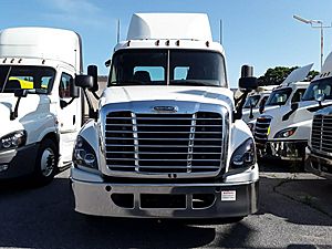 2018 Freightliner Cascadia 125 - Day Cab