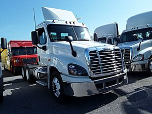2018 Freightliner Cascadia 125 - Day Cab